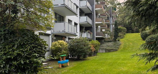 Erstbezug nach Sanierung ansprechende 3 Zimmerwohnung mit Balkon