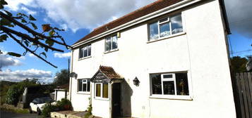 2 bedroom detached house for sale