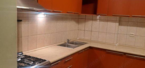 Inchiriez apartament 2 camere decomandat in Deva, zona I. Maniu (in L-uri), etaj intermediar, 56 mp