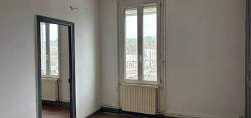 Sens, vue sur l’Yonne, appartement refait à neuf, 2 chambres, 48m2, 80000 euros