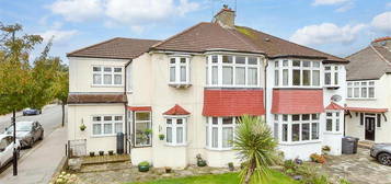 5 bed semi-detached house for sale