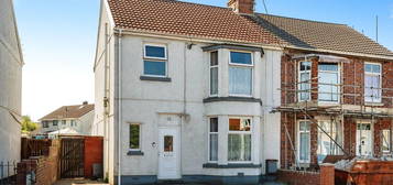 3 bed semi-detached house for sale