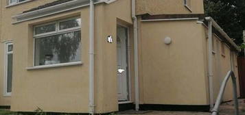 3 bedroom semi-detached house