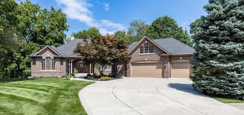 720 Pebble Brook Pl, Noblesville, IN 46062