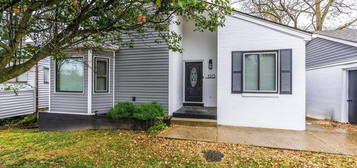 320 Bent Bough Pl, Lexington, KY 40509