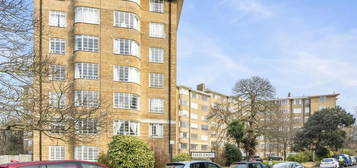 2 bedroom ground floor flat for sale