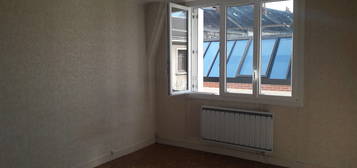 A LOUER STUDIO DE 22.74m2