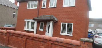 2 bed flat to rent