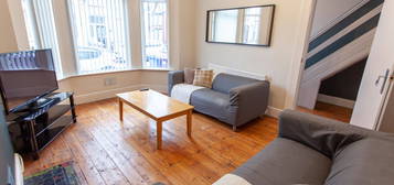 3 bed shared accommodation to rent