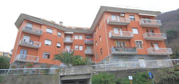 Appartamento in vendita in via Val D'Aveto, 18