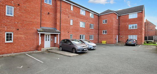 Flat to rent in Latimer Close, Widnes WA8