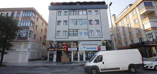 TALATPAA CADDESNDE 3+1 OTOPARKLI 145 M2 ARAKAT DARE