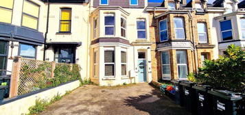 2 bed flat to rent