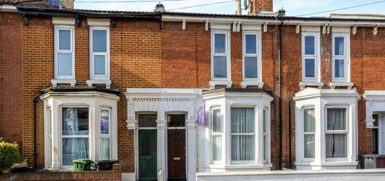 4 bedroom terraced house