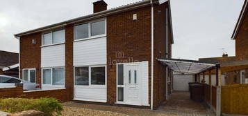 3 bedroom semi-detached house