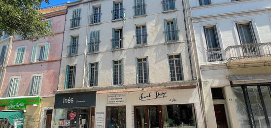 A VENDRE -  Aubagne Centre Ville, Rue de la République, Appartement 3 pièces de 60m²