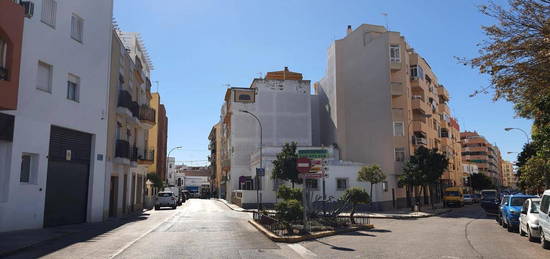 Piso en venta en Centro - Calzada - Cabo Noval