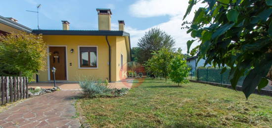 Villa unifamiliare, ottimo stato, 189 m², Centro, Altavilla Vicentina