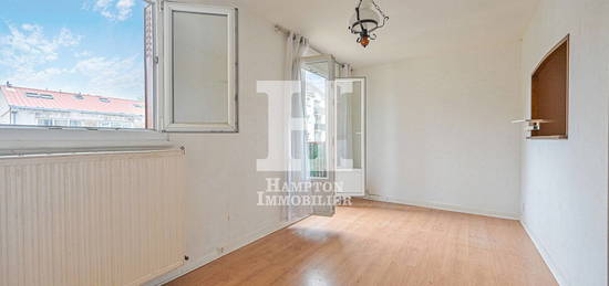 Studio  à vendre, 1 pièce, 33 m², Étage 1/3