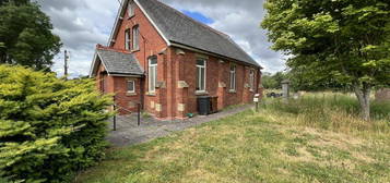 Detached house for sale