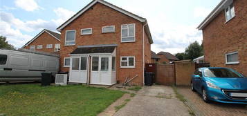 2 bed semi-detached house to rent