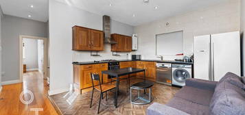 4 bedroom flat to rent