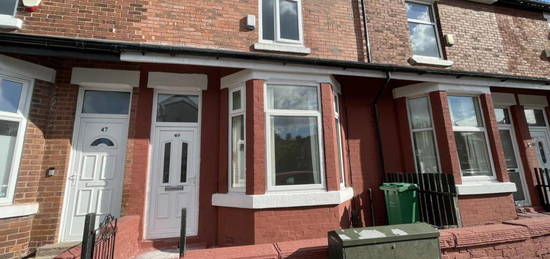 2 bedroom terraced house