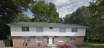 202 N Scarborough St APT 220, Sidney, IL 61877