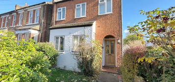 Flat for sale in Birkbeck Road, Mill Hill, London NW7