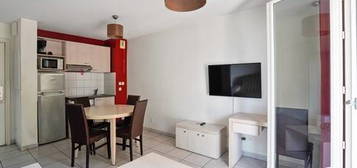 Appartement meublé  à vendre, 3 pièces, 2 chambres, 54 m²