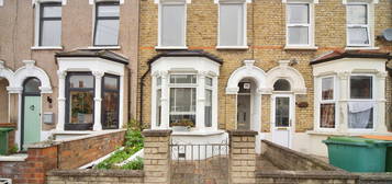 2 bed terraced house for sale