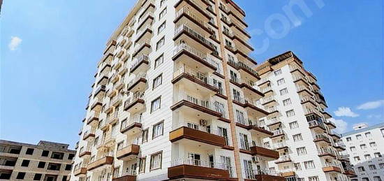 MARİDE EMLAK'TAN HASTANE ARKASI KİRALIK 3+1 DAİRE SİTE İÇİNDE