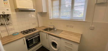 2 bed flat to rent