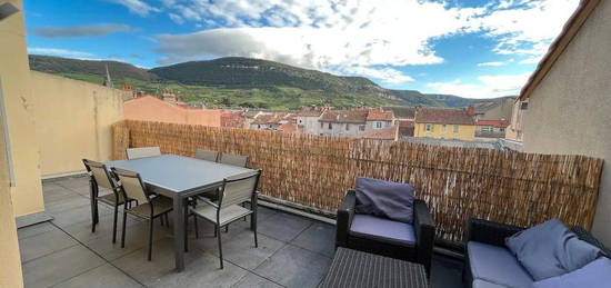 Appartement centre-ville avec grande terrasse et parking privatif