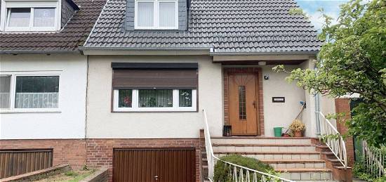Doppelhaushälfte mit Garage in Kiel-Ellerbek