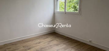 Studio  à vendre, 1 pièce, 28 m², Étage 1/2