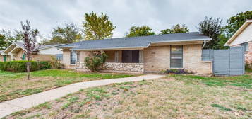 334 Carder St, Duncanville, TX 75116