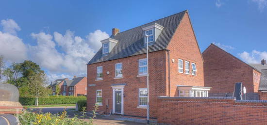 5 bed detached house for sale