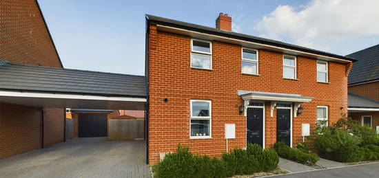 3 bed semi-detached house for sale