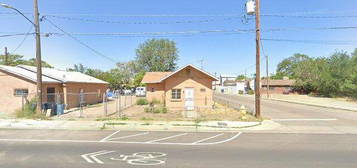 1901 William St SE, Albuquerque, NM 87102