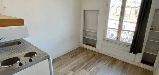 Studio 11m² à louer – Non meublé – Paris, Gare de Lyon