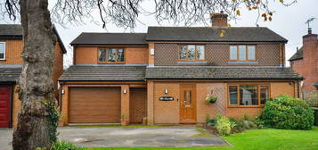 4 bed detached house for sale