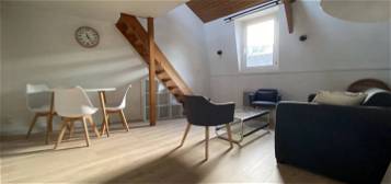 Studio meublé  à louer, 1 pièce, 28 m²