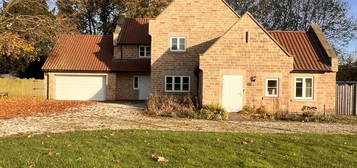 4 bedroom detached house