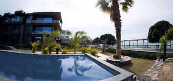 Bodrum Turgutreis'te zel Plajl ve Ortak Havuzlu 2+1 Residence Daire