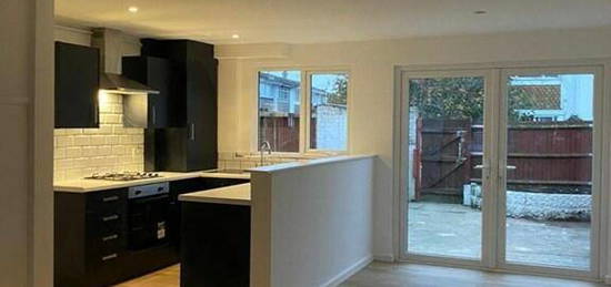 2 bedroom semi-detached house