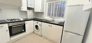 Maisonette to rent in Northolt Avenue, Ruislip HA4