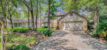 8 Hickory Oak Dr, The Woodlands, TX 77381