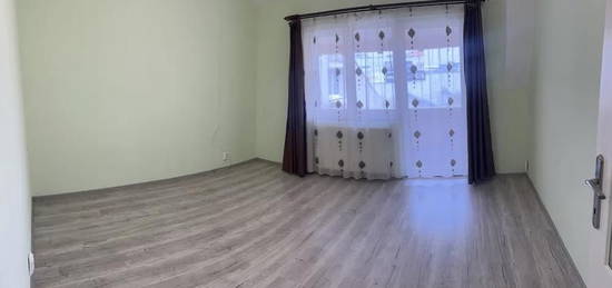 Apartament cu doua camere Sagului