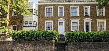 Flat to rent in Clapham Park Road, Clapham SW4